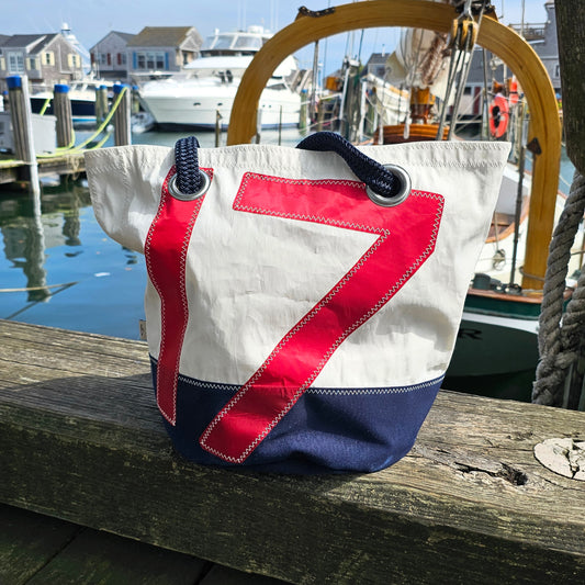 Nantucket 727 Sandy Sail Handbag