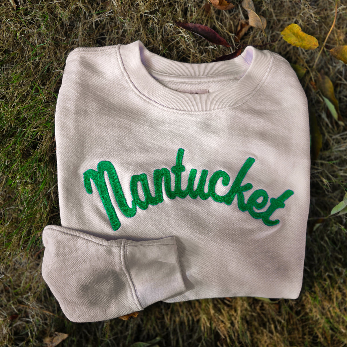 Nantucket Script Chainstitch Hampton Crewneck
